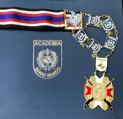 Colar da Academia de Polícia Militar do Barro Branco Colar Cadete PM Ruytemberg Rocha