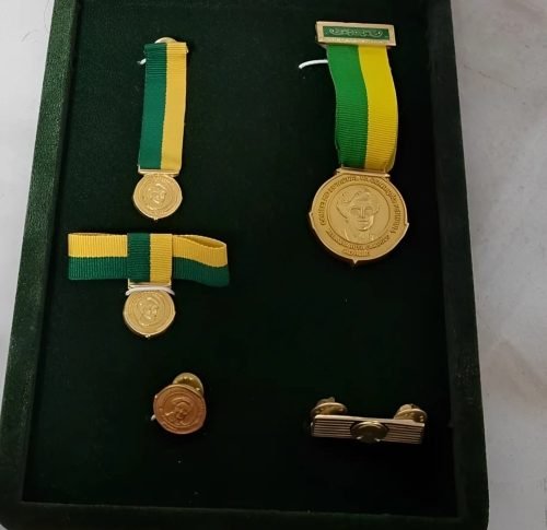 medalha-Ruth-Cardoso